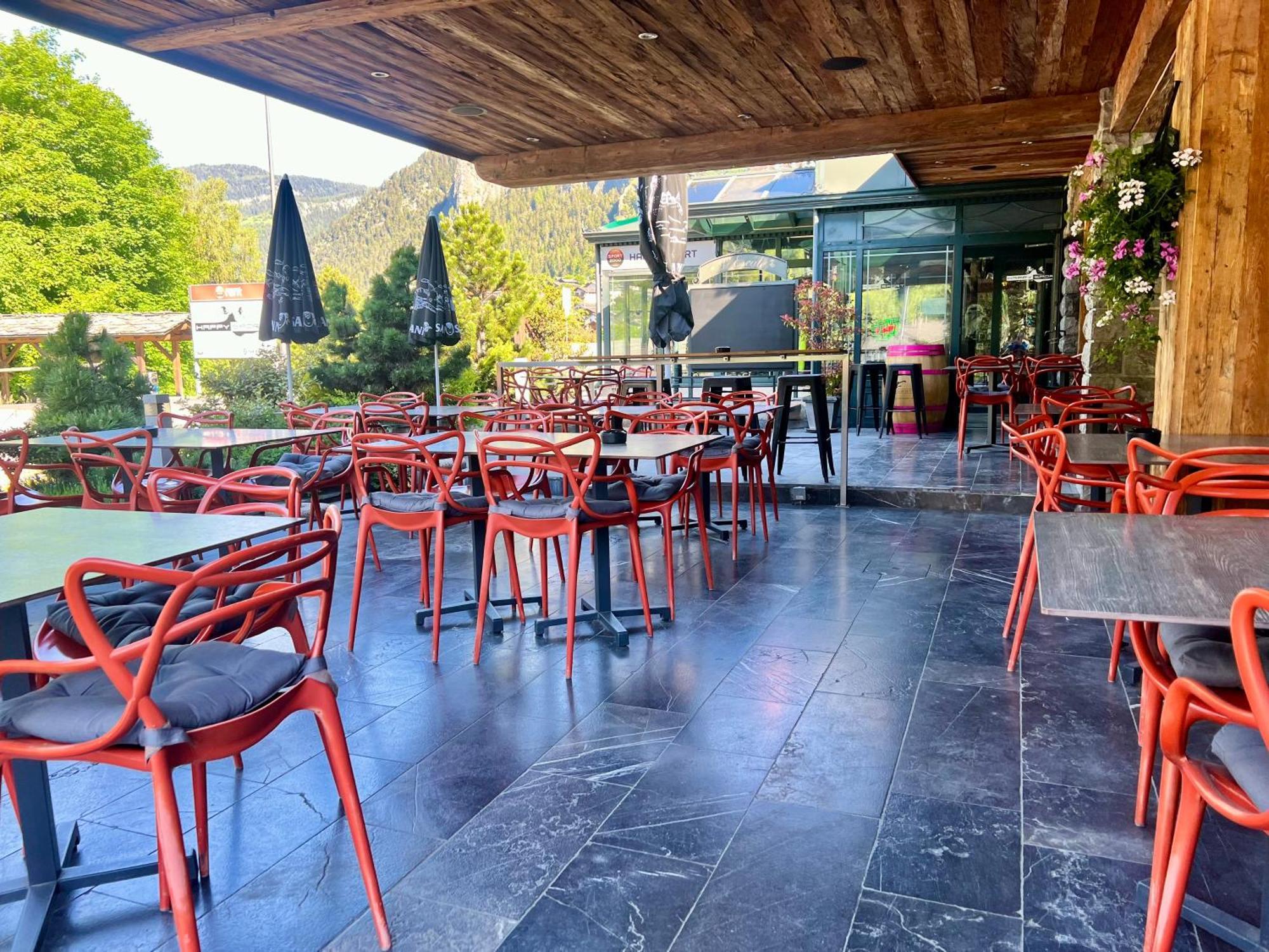 Hotel L'Escale Ле-Шабль Экстерьер фото